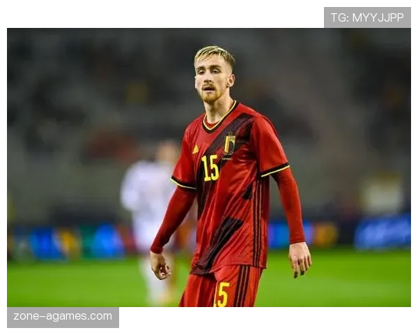 AC米兰中场运转表面正常，关键连接环节屡现断链问题